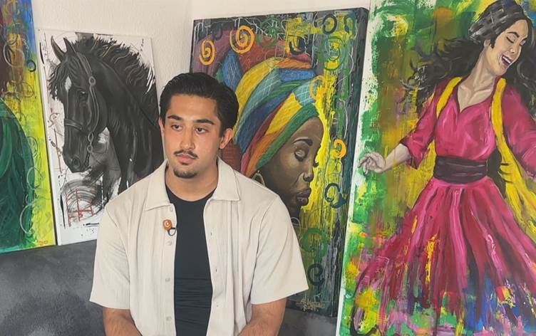 Efrinli genç ressam İdris Kasım.