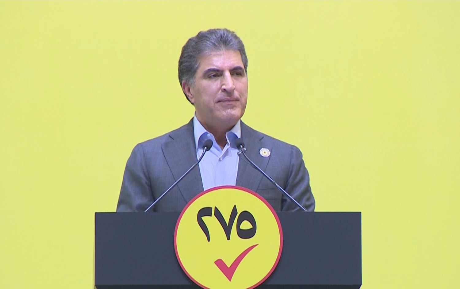 نێچیرڤان بارزانی لە ئاکرێ گوتاری بۆ ئەندام و لایەنگرانی پارتی دەبێت