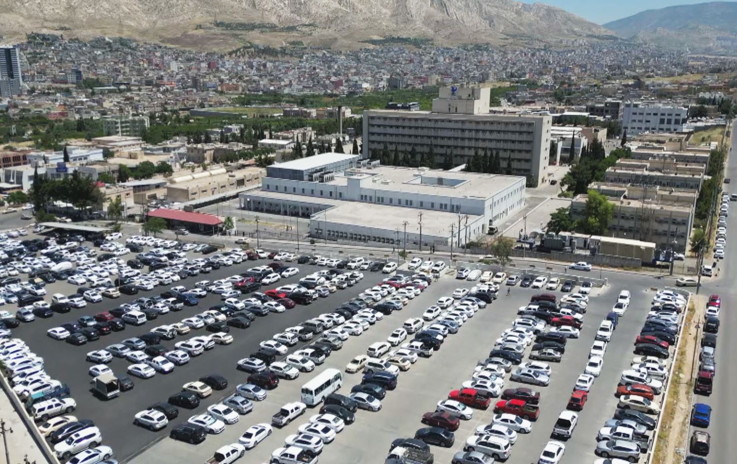 پسپۆڕێکی نەخۆشخانەی ئازادی لە دهۆک: نەخۆش هەبووە بەهۆی ئەنفلەوەنزاوە، لە چاودێریی چڕ خەوێندراوە