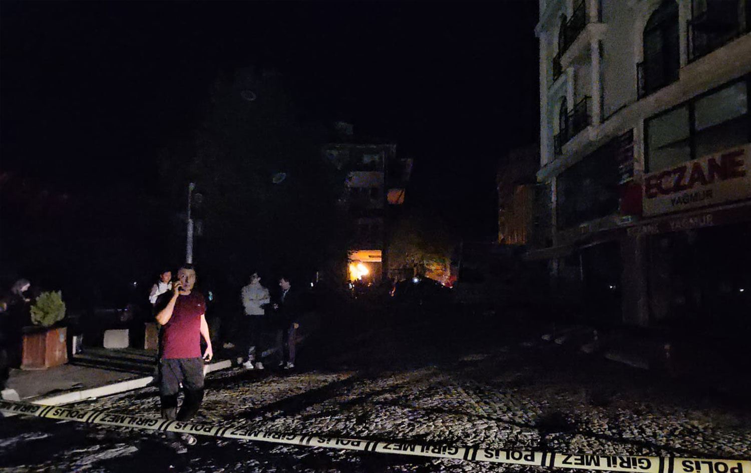 Dîmenê piştî erdhejê\ Wêne: AA