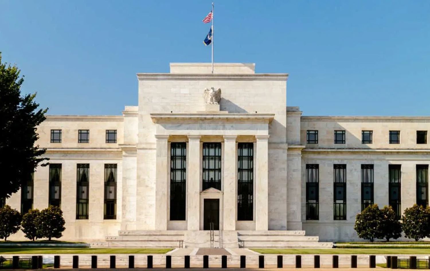 بانکی ناوەندیی ئەمریکا رێژەی سوودی 0.25٪ کەمکردەوە