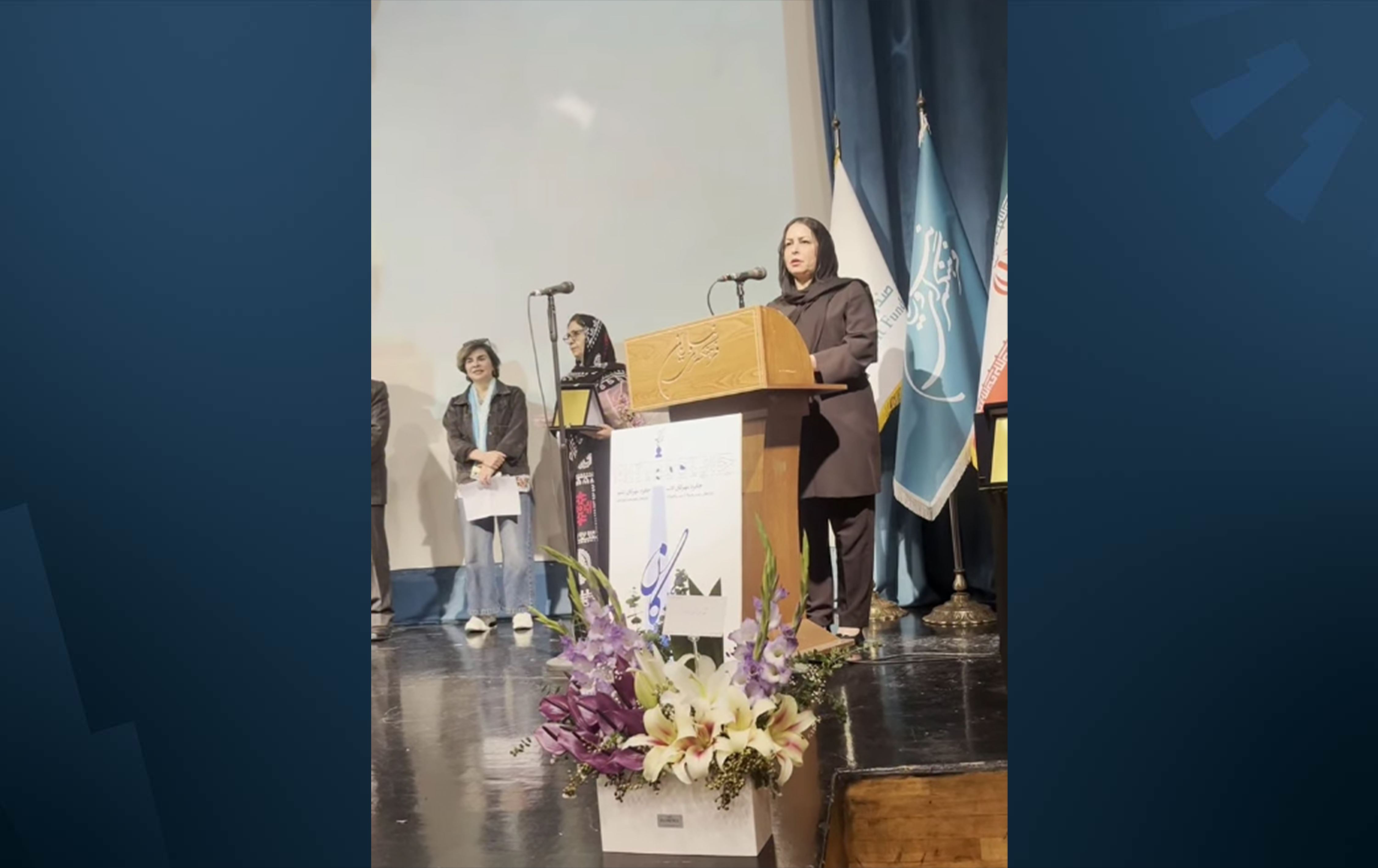 Kürt yazar Fevziye Beşaret, İran’ın saygın Mehrgan Edebiyat Ödülü’nü kazandı 