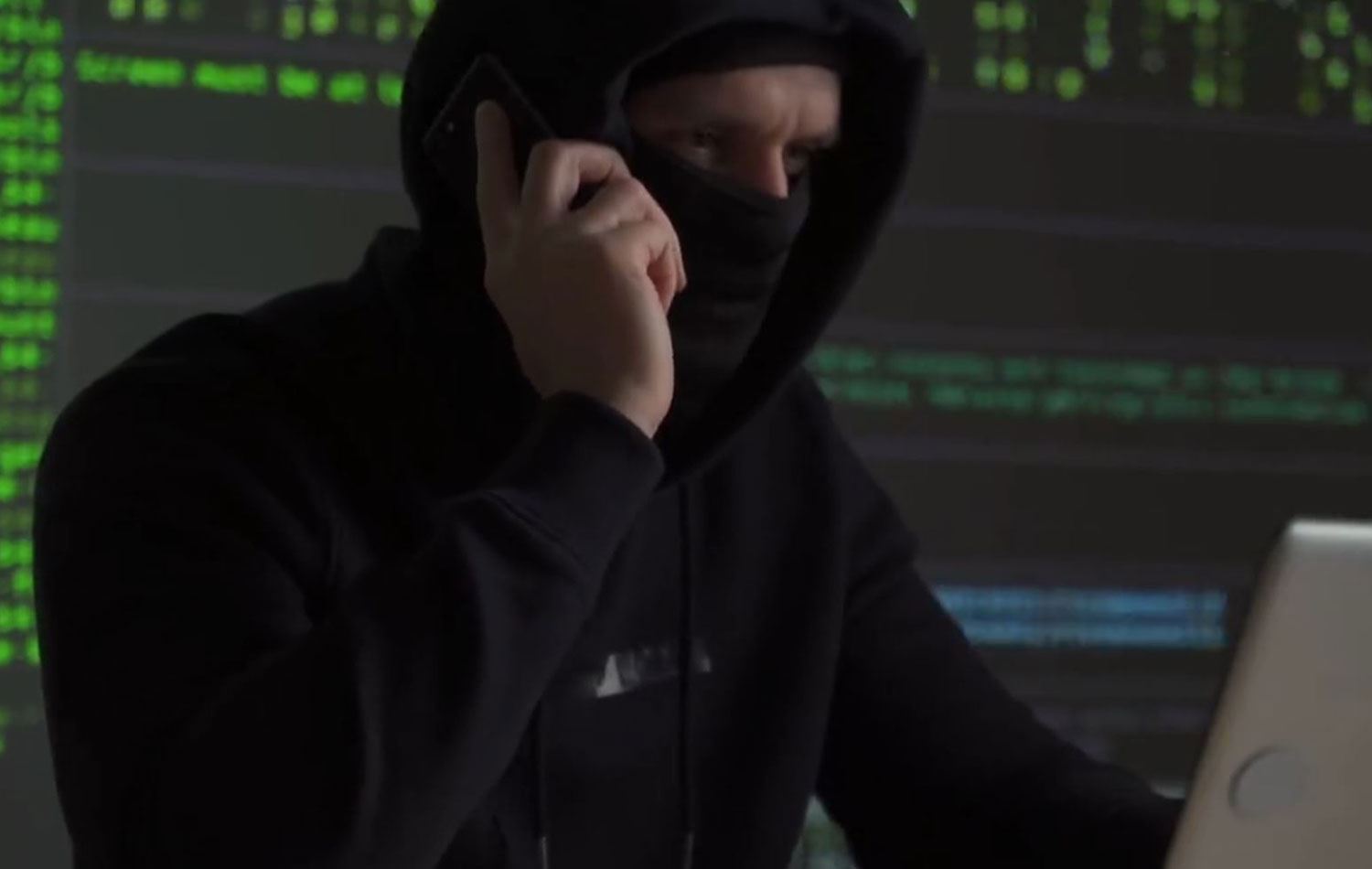 Kendilerini 'savcı ve polis' olarak tanıttılar: 5 ilde eş zamanlı operasyon