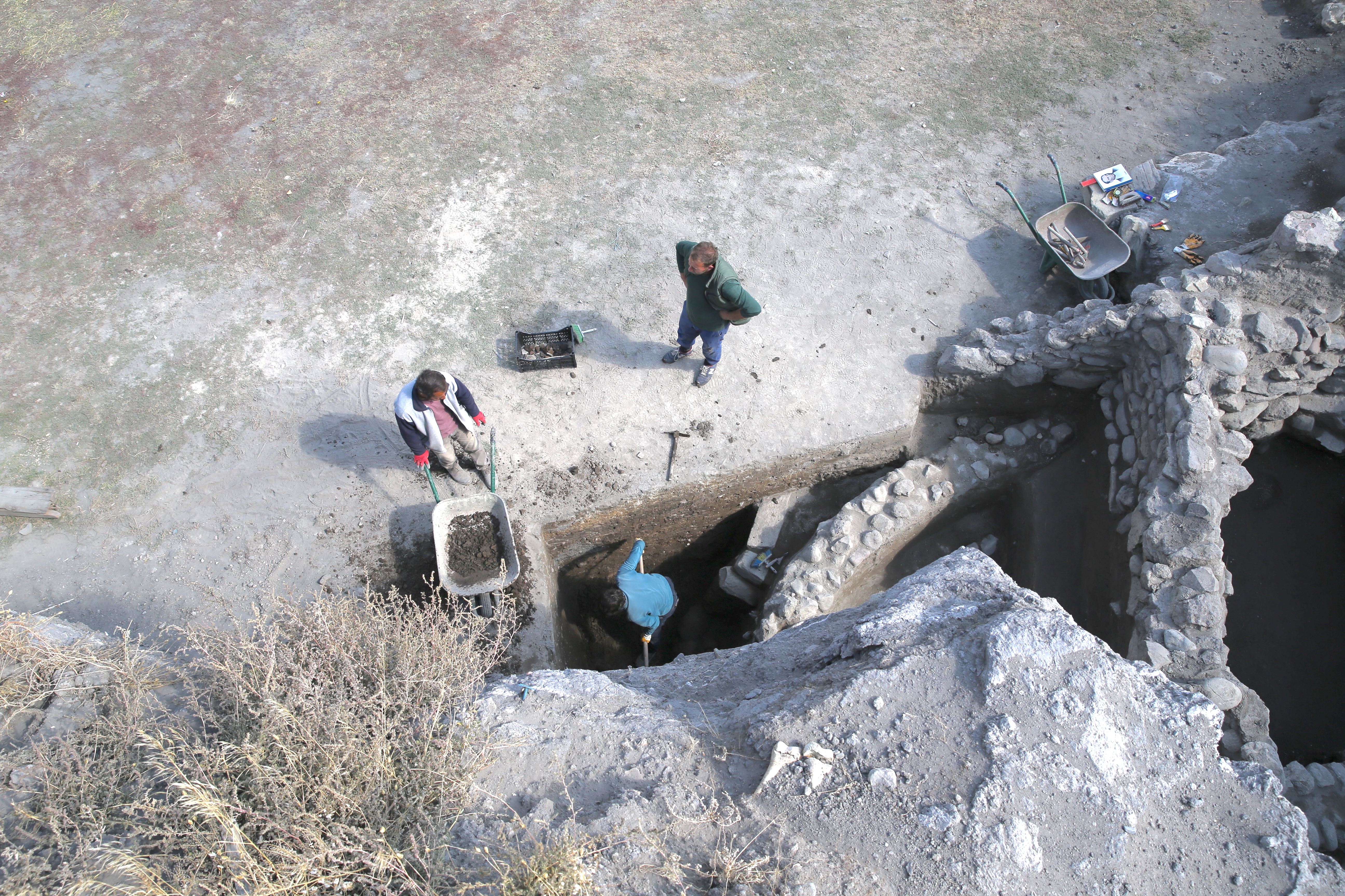 Erzurum'daki Değirmenler Höyük'teki yeni bulgular Karaz kültürü öncesi mimariyi aydınlatıyor