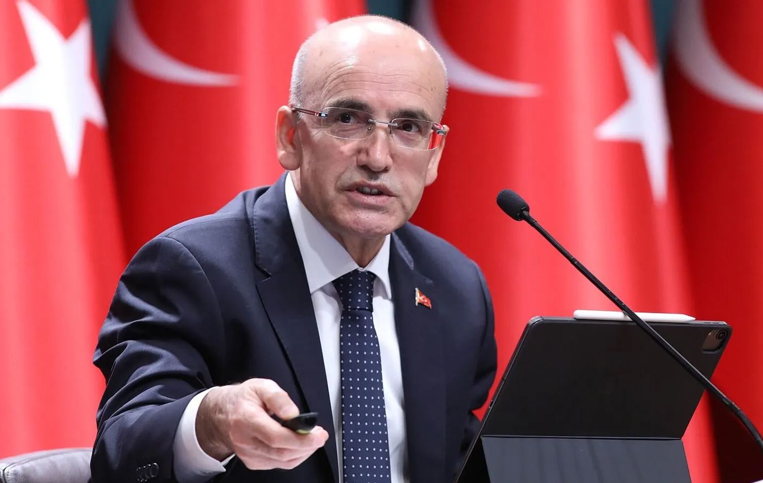 Mehmet Şimşek: Vergi ve harçlara yeniden değerleme oranının altında zam gelebilir