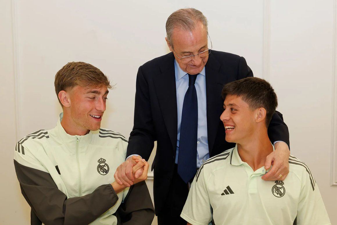 هاوسن و گولەر لەگەڵ پێرێز