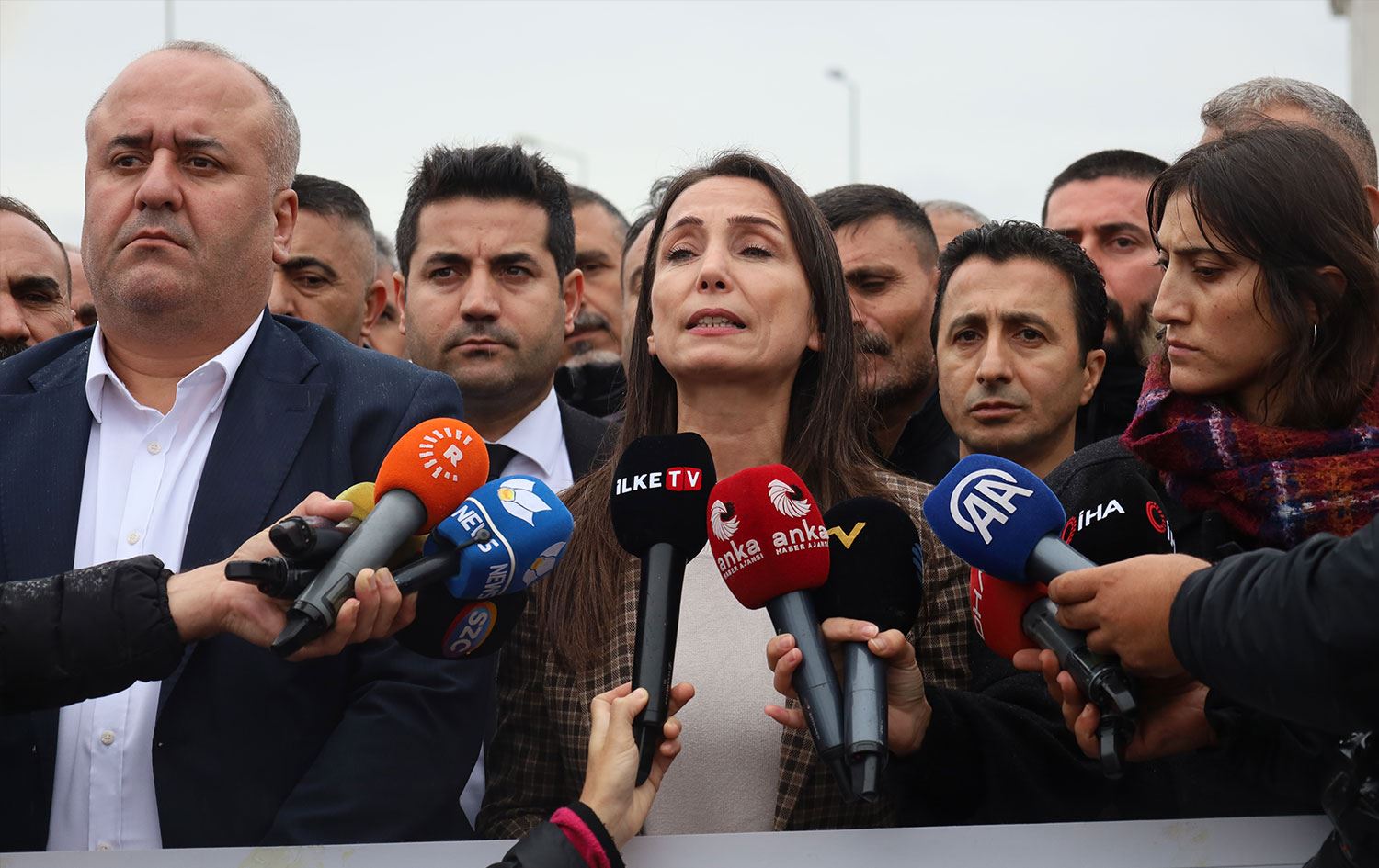 Hatimoğulları, Demirtaş’ın mesajını açıkladı: ‘Milletvekilleri İmralı’ya giderek yeni bir sayfa açmalı’