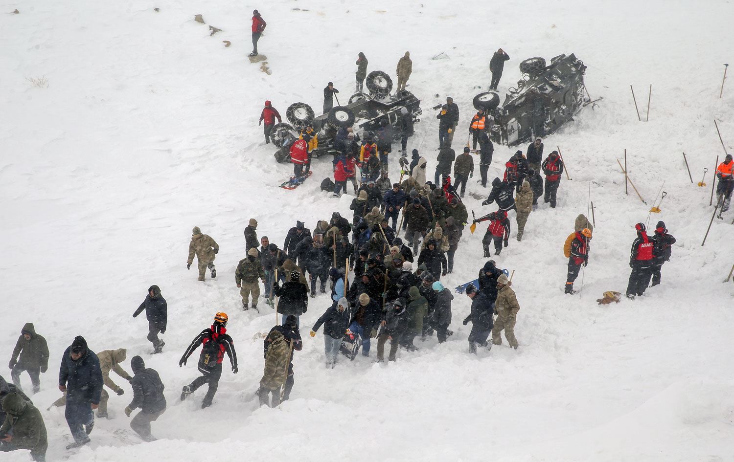 Bahçesaray'da 41 kişinin yaşamını yitirdiği çığ felaketi / Foto: AA