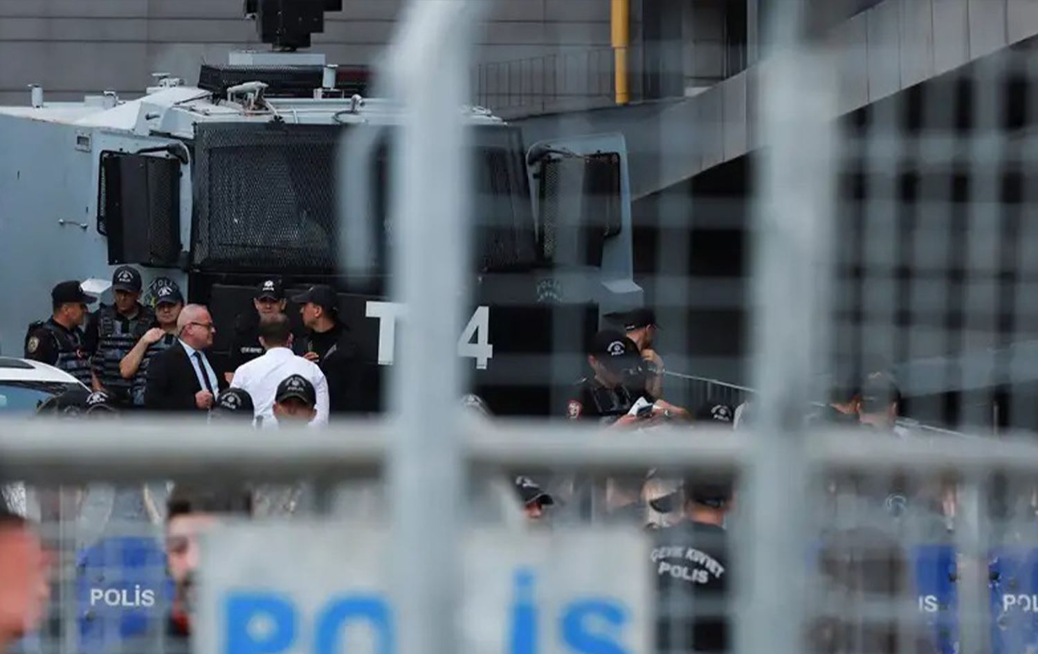 Emniyeta Stenbolê: Wêne: Reuters