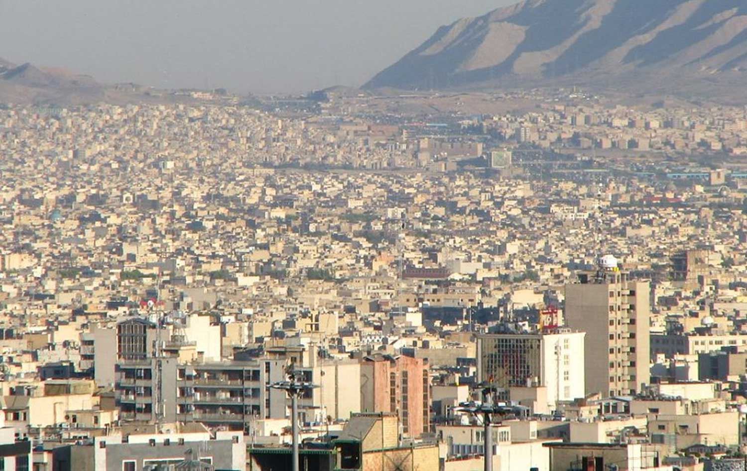 پزیشکیان: ئەگەر باران نەبارێ دەبێت تاران چۆڵ بکەین