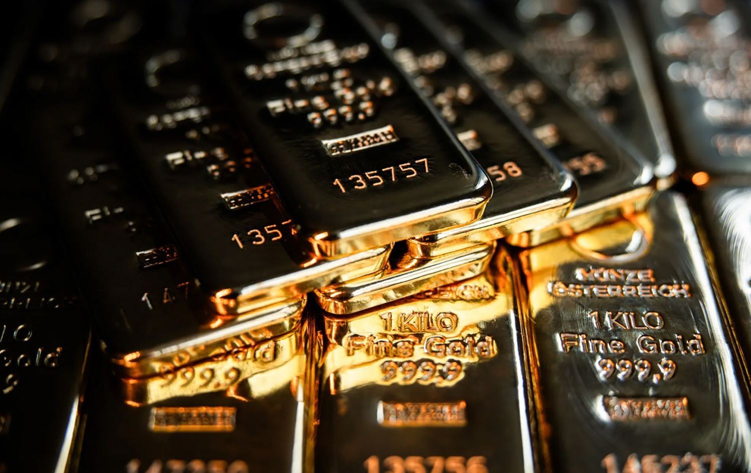 Altın 4 bin doları gördü: Yükseliş potansiyeli devam ediyor   