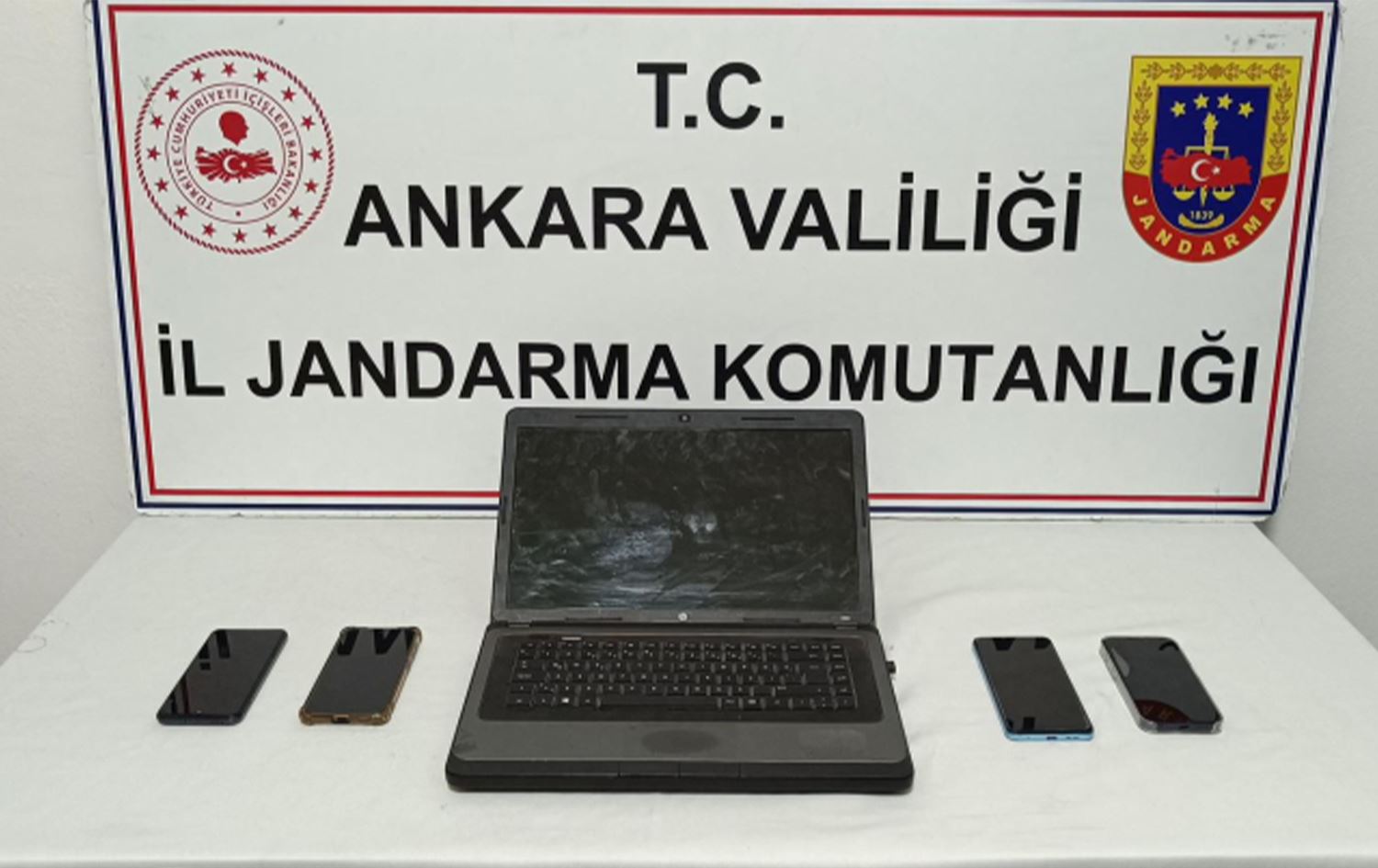 MİT'ten siber casuslara operasyon: 2 tutuklama