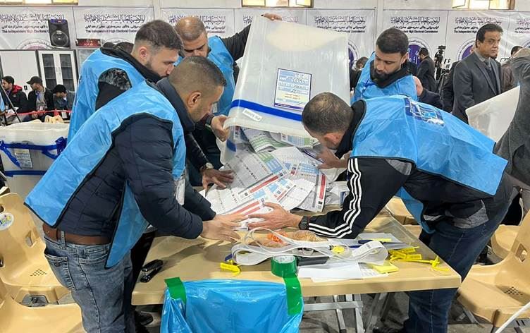 Seçim uzmanı uyardı: Irak'taki sistem küçük partilerin temsil şansını zayıflatıyor