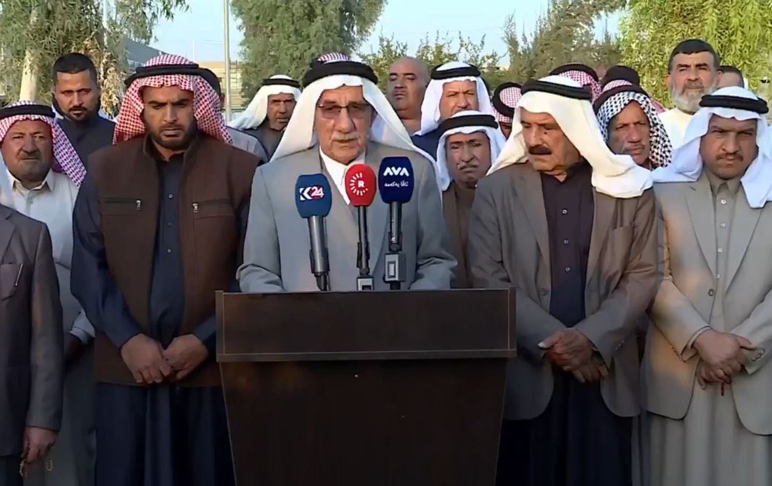 شيوخ العشائر العربية في ناحية الكوير