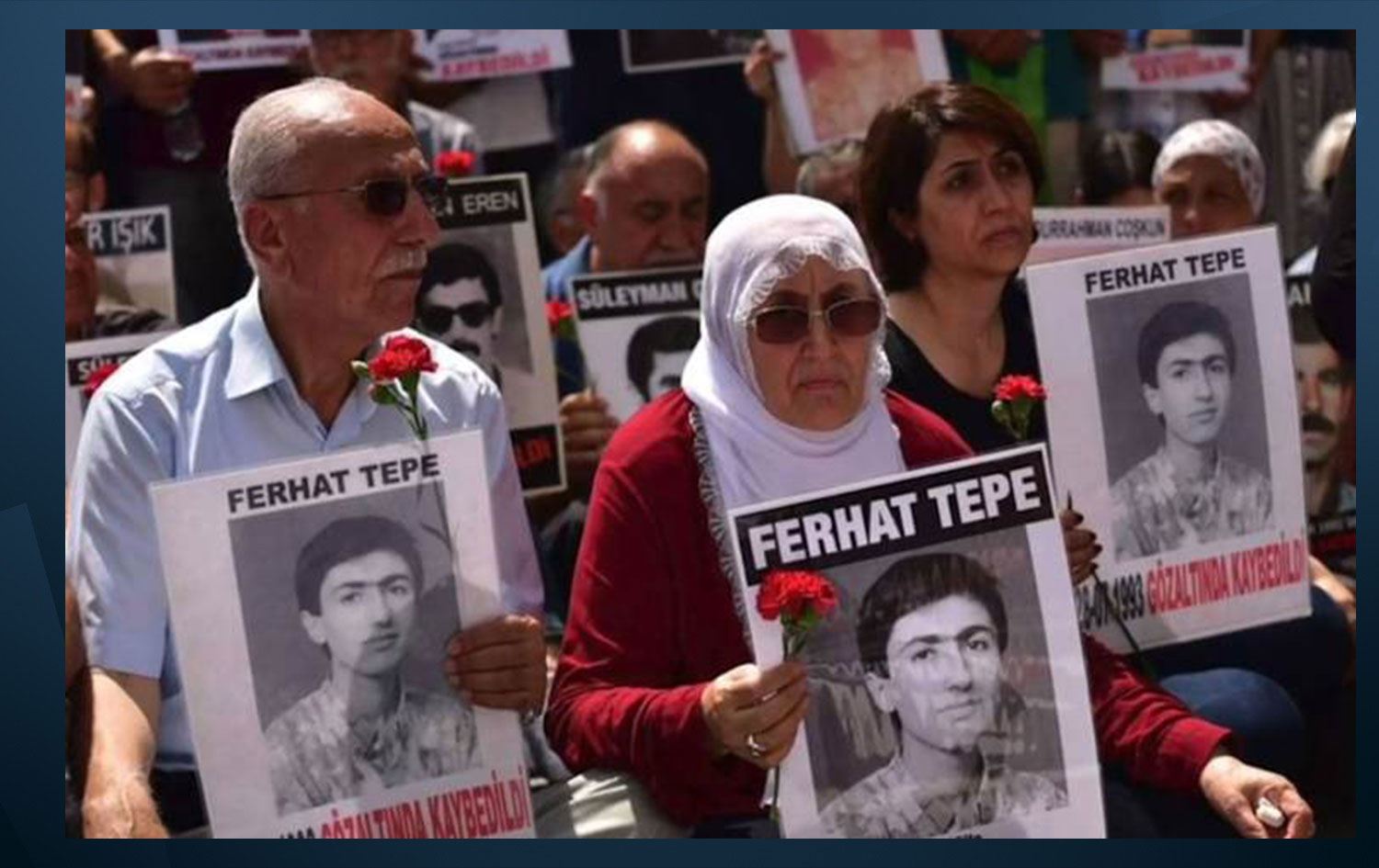 Ferhat Tepe'nin babası İshak Tepe ve annesi Zübeyde Tepe