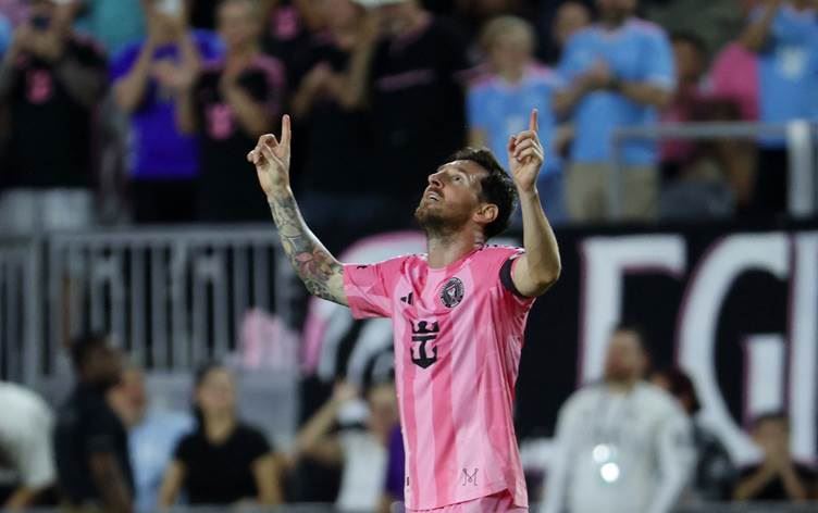 Lionel Messi’nin formasını giydiği Inter Miami, ABD Futbol Ligi (MLS) play-off’larında Nashville’i eleyerek bir üst tura yükseldi