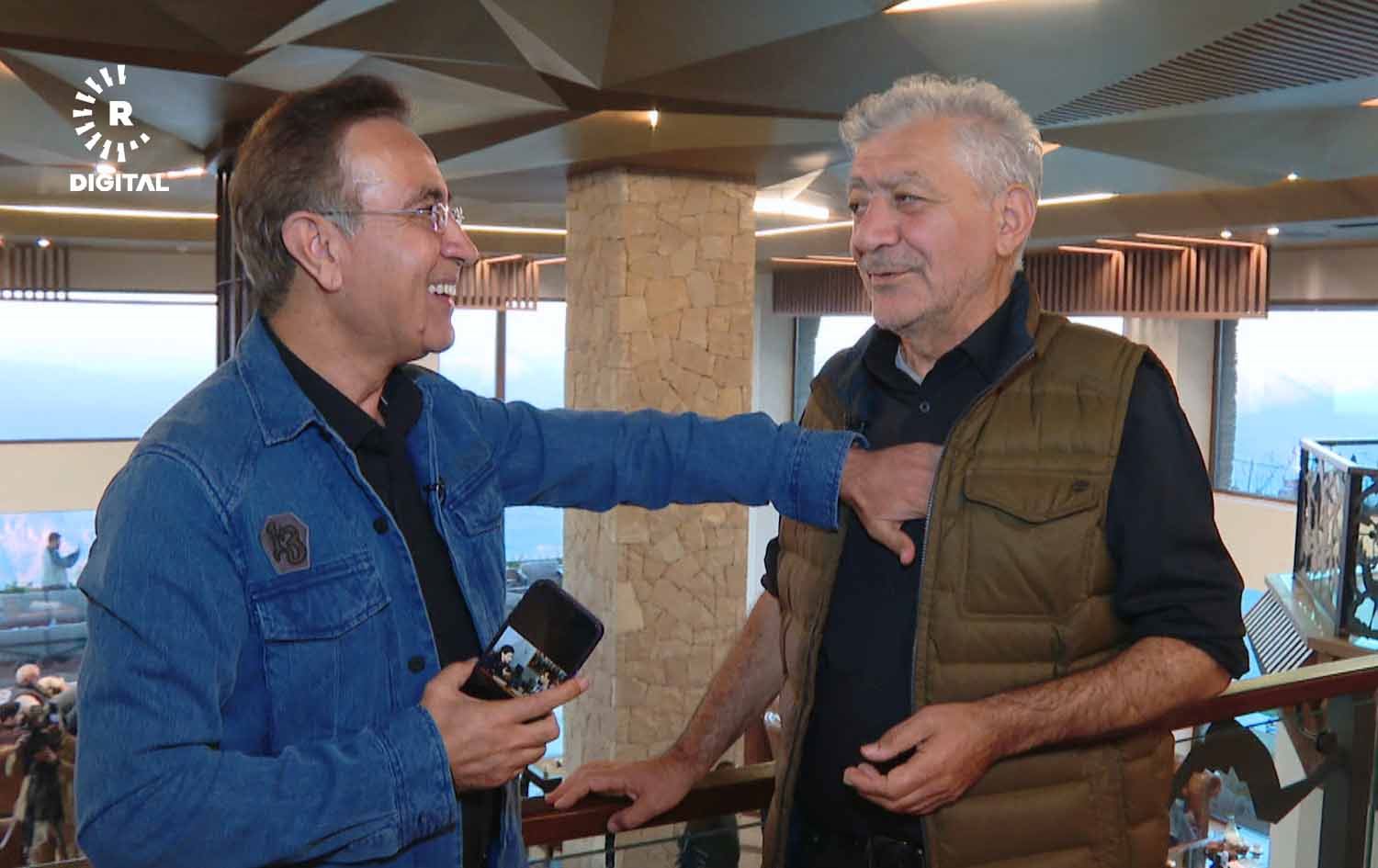 جوان حاجۆ و دلبخوین دارا لە هەڤپەیڤینێکی تایبەتی رووداو دا