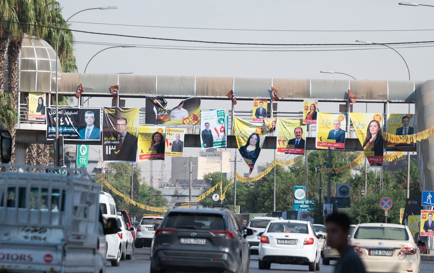 Iraqi electoral body sets 30-day deadline to remove campaign banners