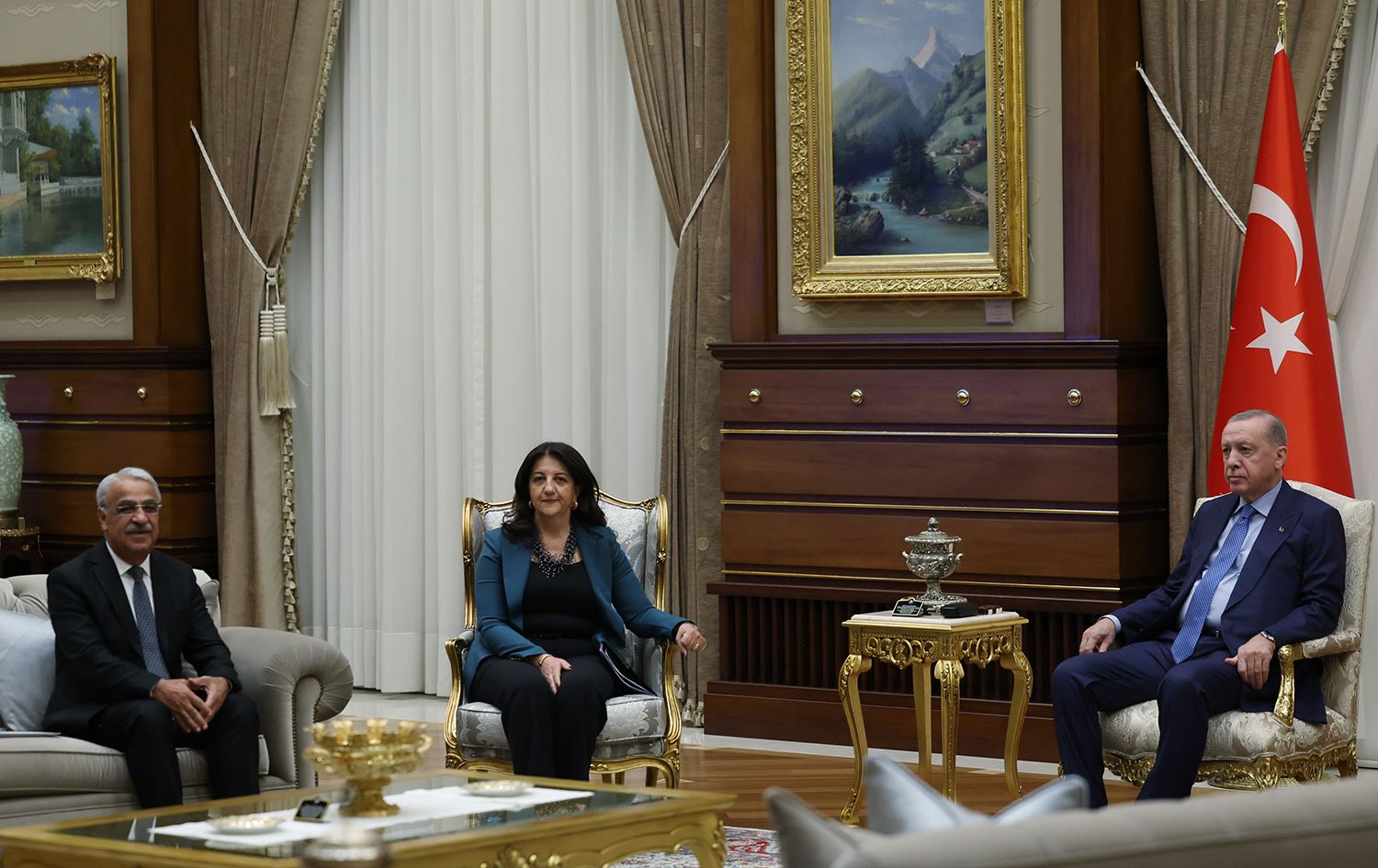 Mîthat Sancar, Pervîn Buldan û Recep Tayyîp Erdogan / Wêne: AA