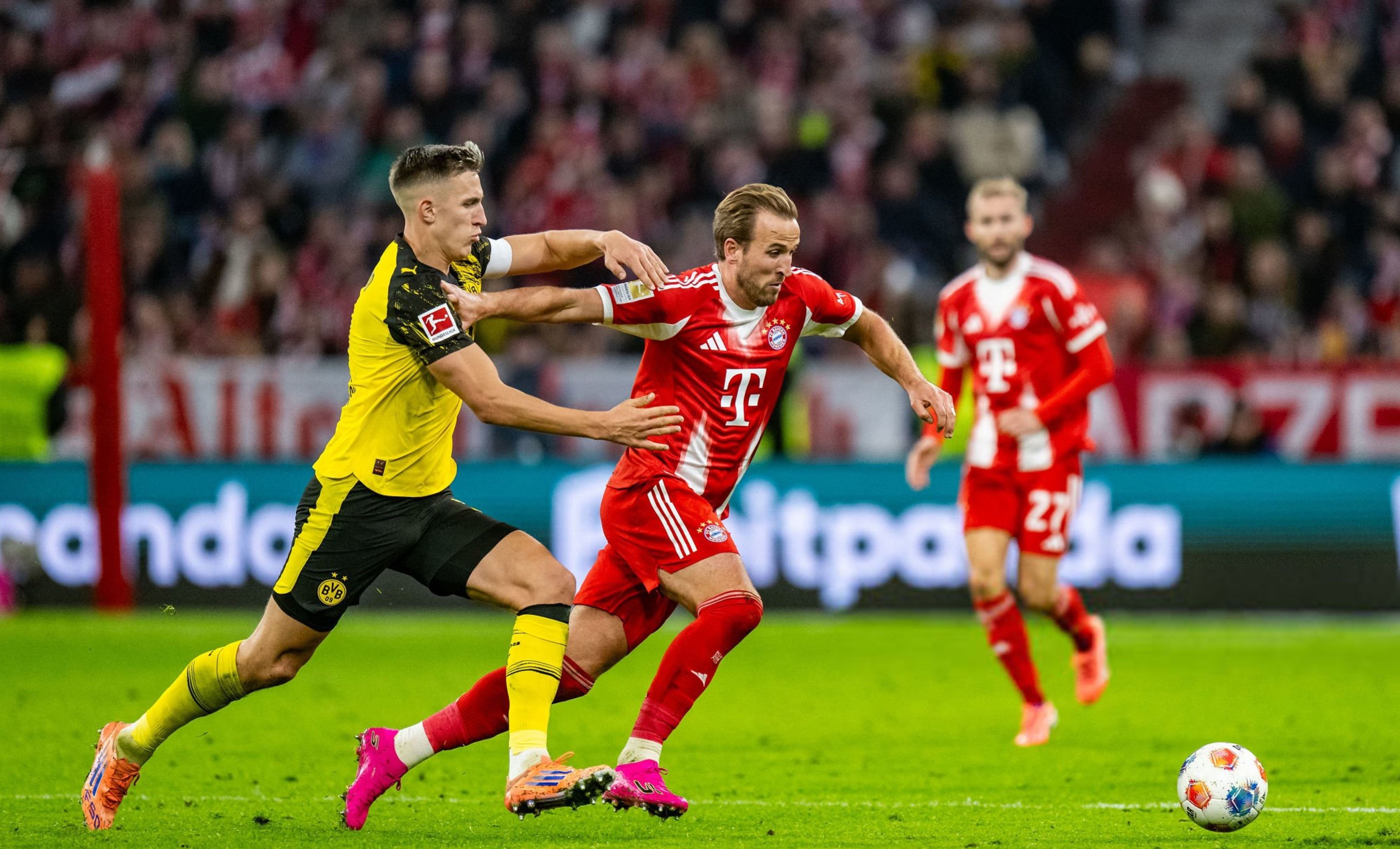 بارسێلۆنا 4 یاریزانی بایرن و دۆرتموندی دەوێت