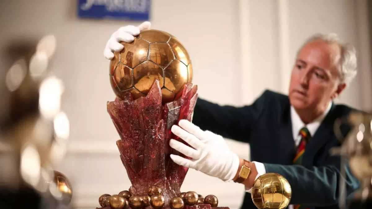 سوپەر باڵۆندۆر