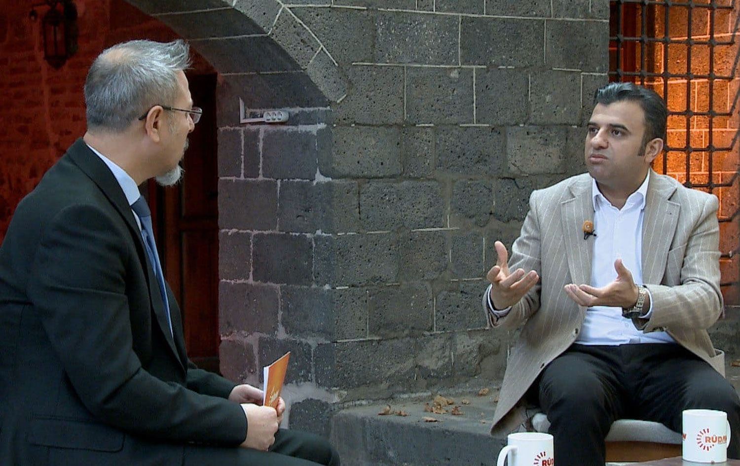 DEM Parti Urfa Milletvekili ve aynı zamanda Abdullah Öcalan'ın yeğeni olan Ömer Öcalan, Rûdaw Diyarbakır Temsilcisi Maşallah Dekak’a konuştu