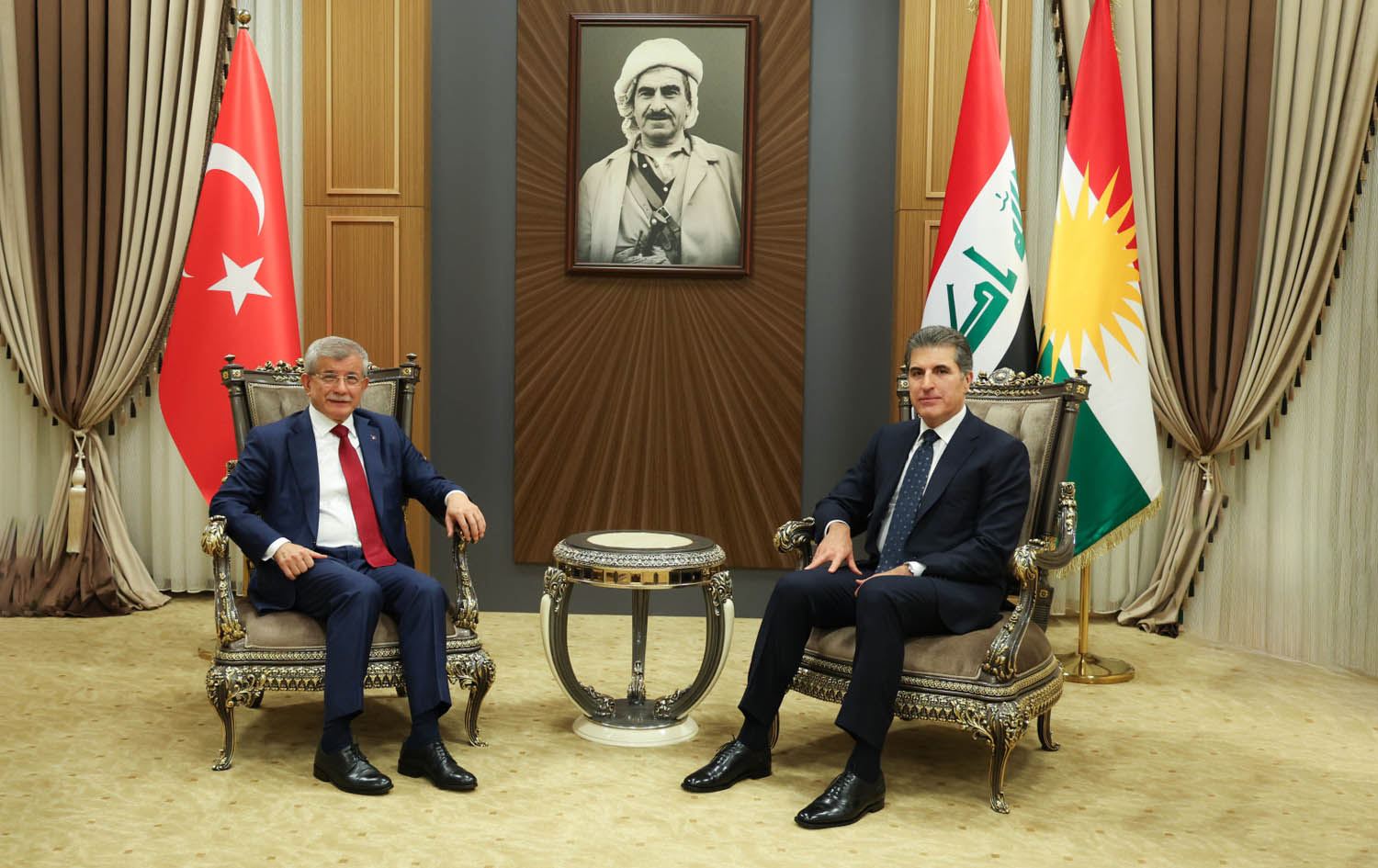 نێچیرڤان بارزانی و ئەحمەد داوودئۆغڵو: پرۆسەی ئاشتی کاریگەریی ئەرێنیی بەسەر هەموو ناوچەکەوە دەبێت