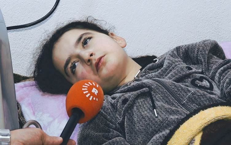 Duhok'ta yaşayan 11 yaşındaki İnas Gazi, kalp kası büyümesi (kardiyomiyopati) hastalığı nedeniyle yaşam savaşı veriyor