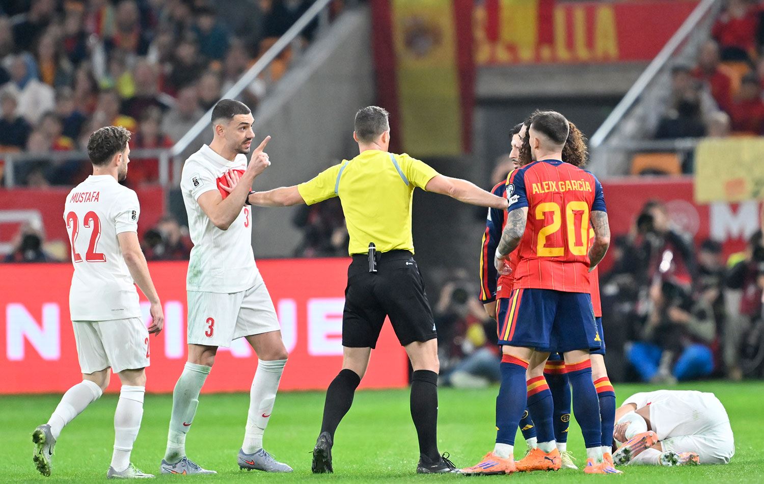 Türkiye İspanya ile deplasmanda 2-2 berabere kaldı. / AA