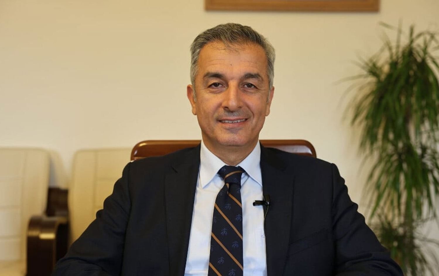 DEM Parti'li Tanhan'dan Bakan Fidan'a Efrin soruları: Türkiye'nin rolü nedir?