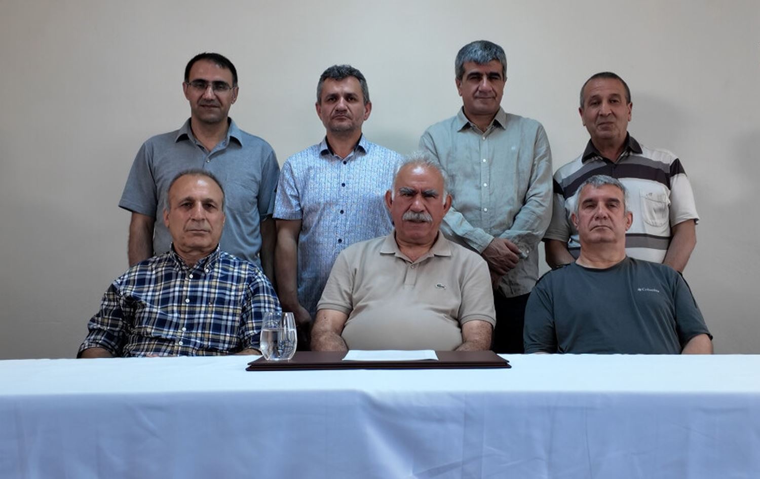 Ocalan û girtiyên pê re / Wêne: ANF