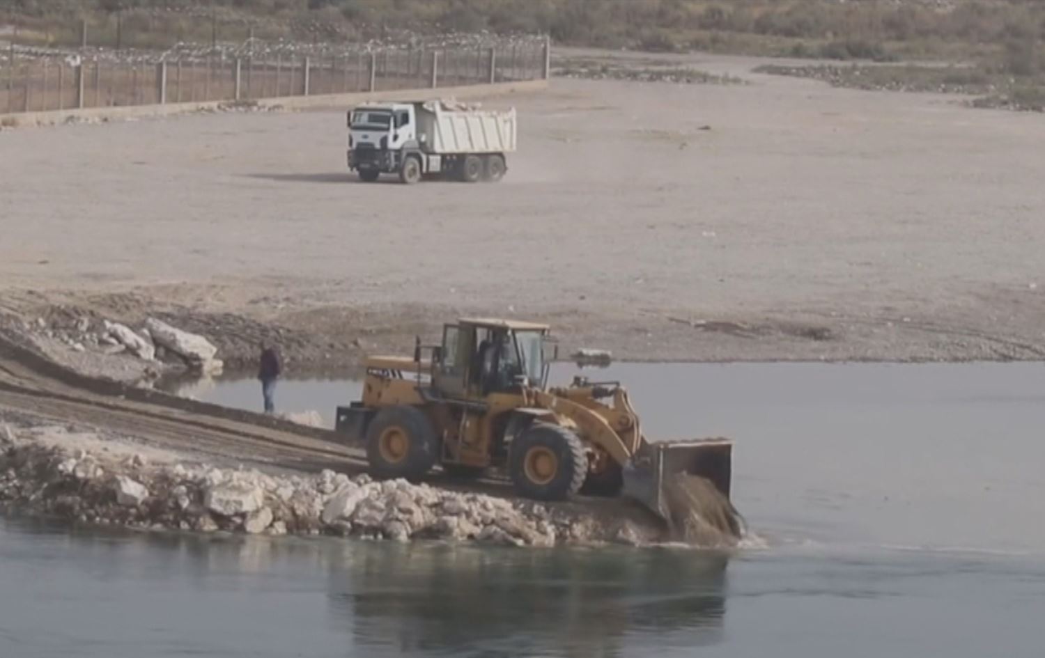 Xebatên paqijkirina avê ua Birêvebiriya Avê ya Reqayê\Wêne û Vîdeo: Rûdaw