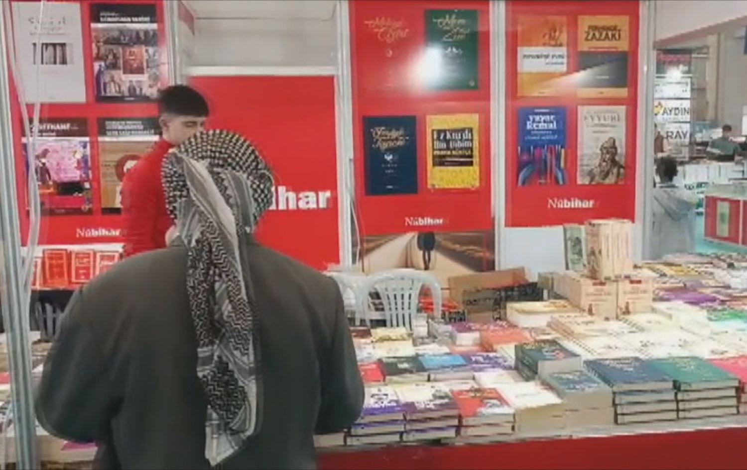 Pêşangeha Pirtûkan  a Rihayê / Wêne: Ji dîmenan hatiye girtin