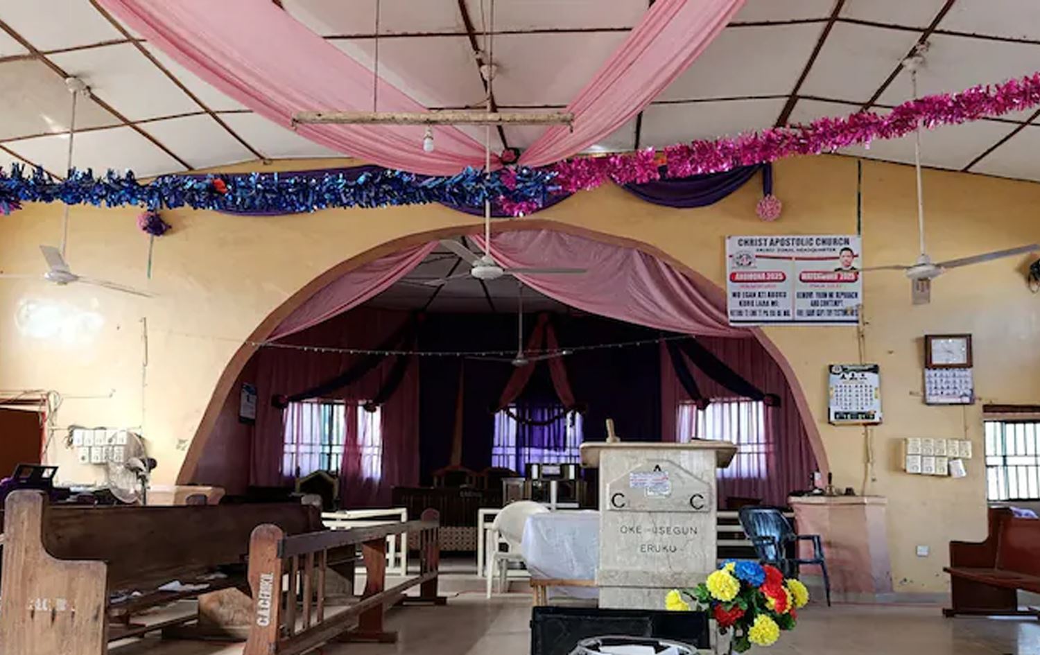 گرووپێکى چەکدار لە نەیجیریا 315 خوێندکار و مامۆستایان رفاند