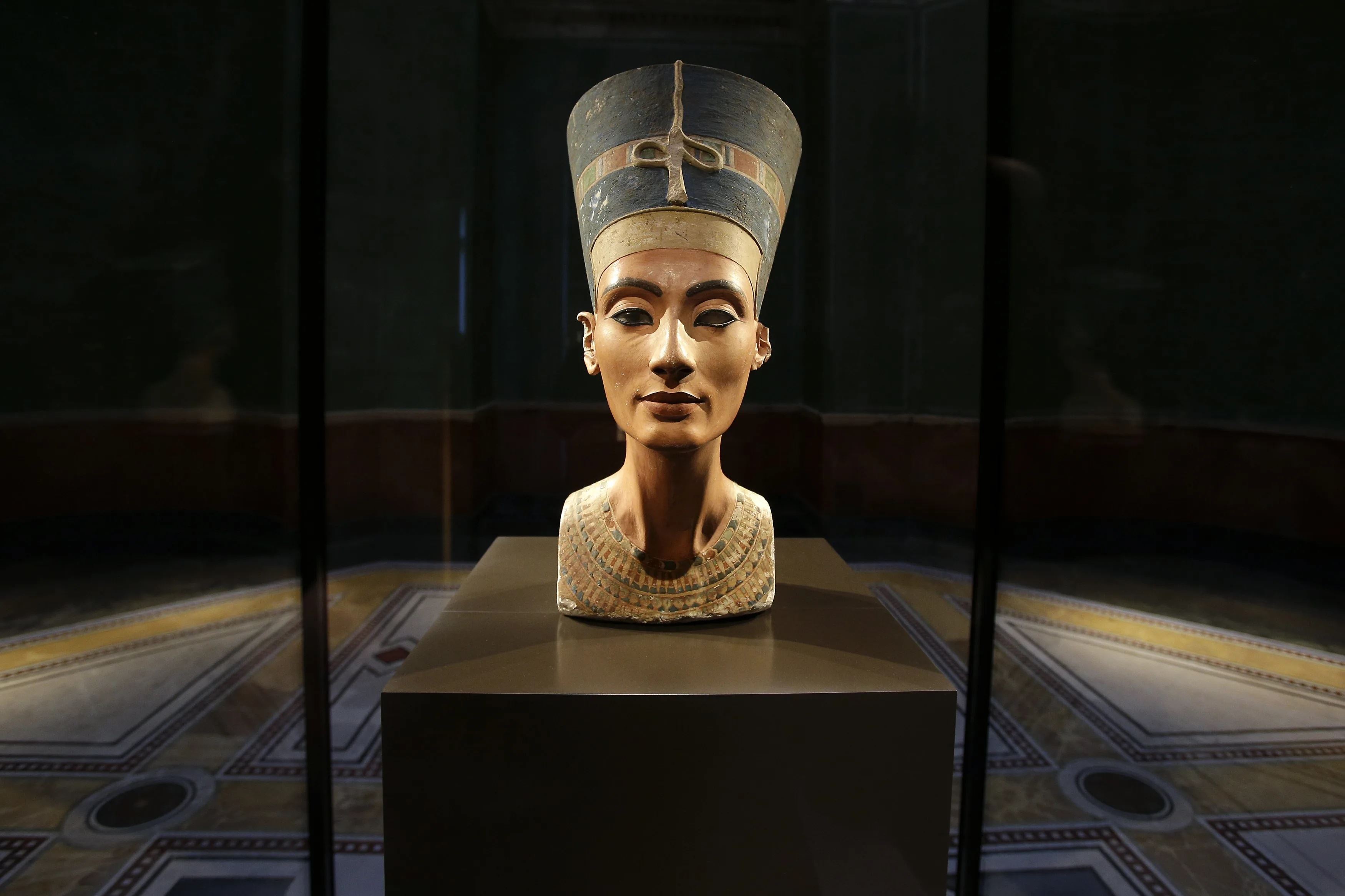 Mısır’ın gizemli tarihi: Kraliçe Nefertiti bir Kürt prensesi miydi?