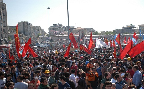 Aloziya meydana Taksîm a Stenbolê bidawî bû