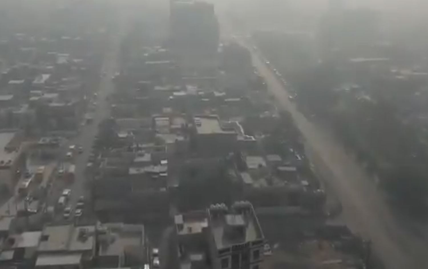 بغداد تختنق.. أكثر من 10 آلاف نشاط ينفث غازاته بأجواء العاصمة العراقية