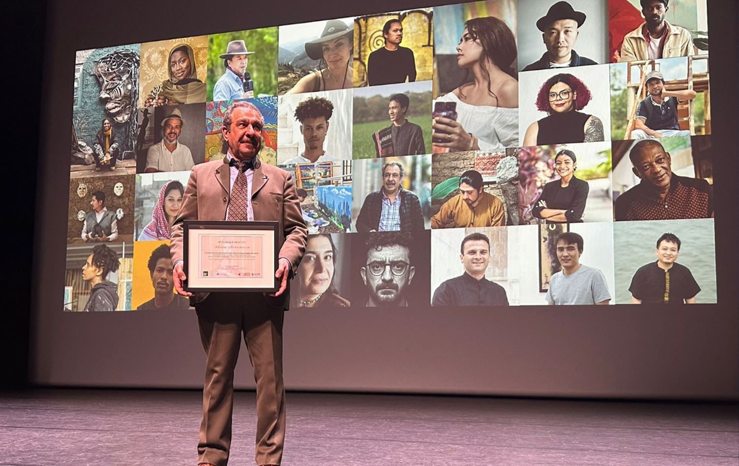 خضر عبد الكريم - فنان تشكيلي كوردي من كوردستان سوريا (روجافا)