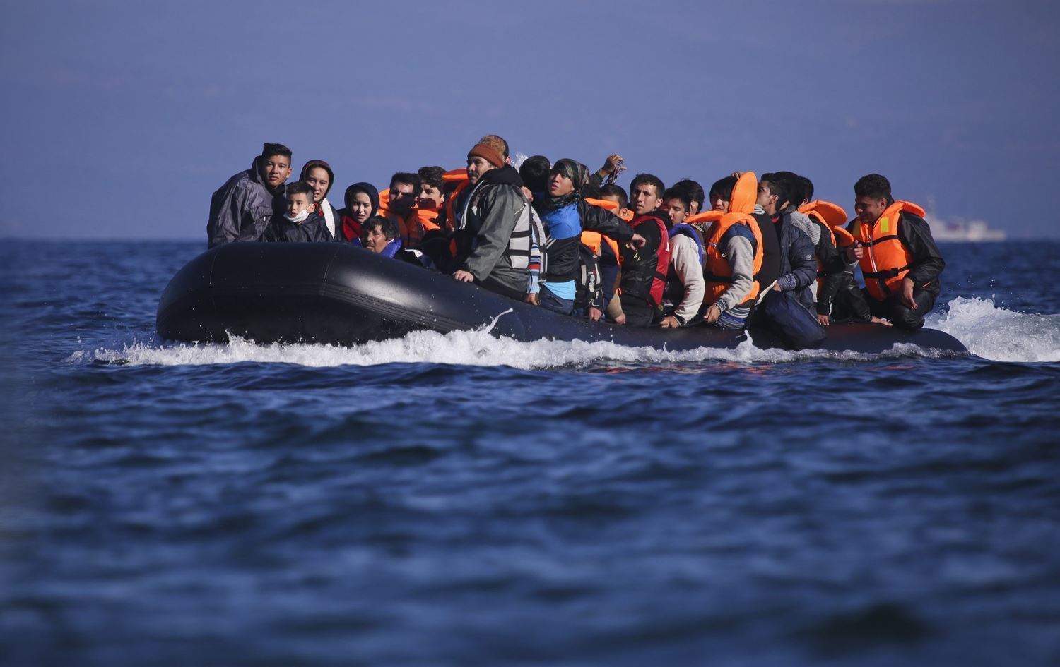 Kelekeke koçberan a li Deryaya Manşê / Wêne: Arşîv