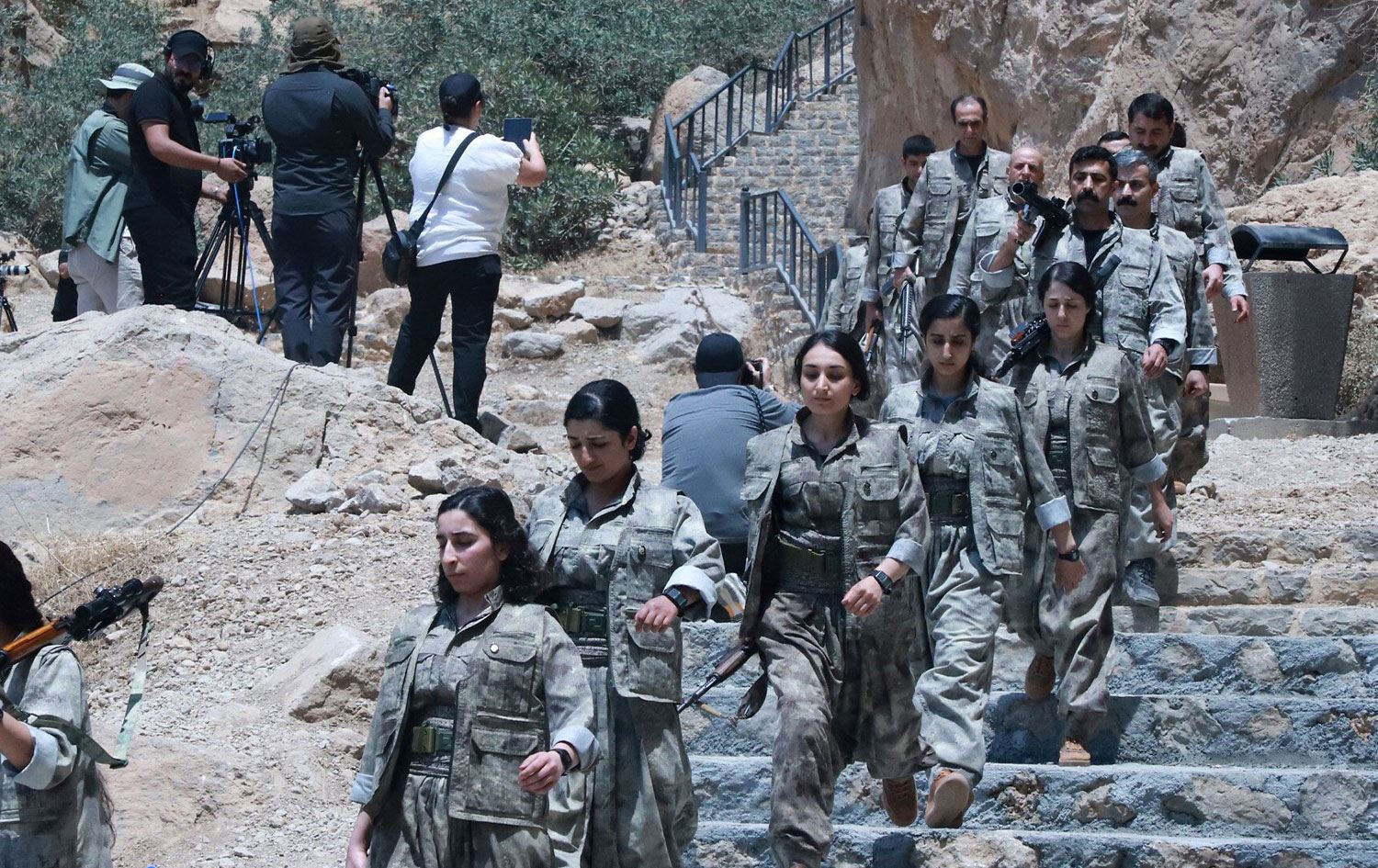 PKK'nin 11 Temmuz'da Süleymaniye'de silah yaktığı törenden Foto: AFP