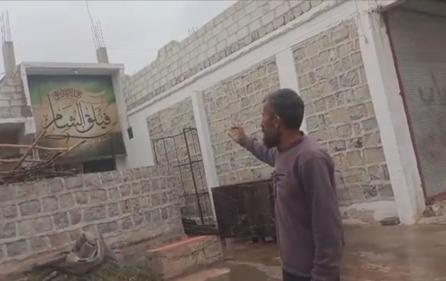 مواطن من عفرين لرووداو: مسلحو فيلق الشام استولوا على داري ونسكن في دكان