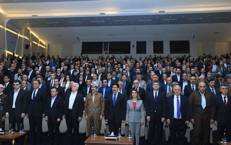 Wêneyê dema rêzgirtina li şehîdên Kurdistanê\ Wêne û Vîdeo: Rûdaw