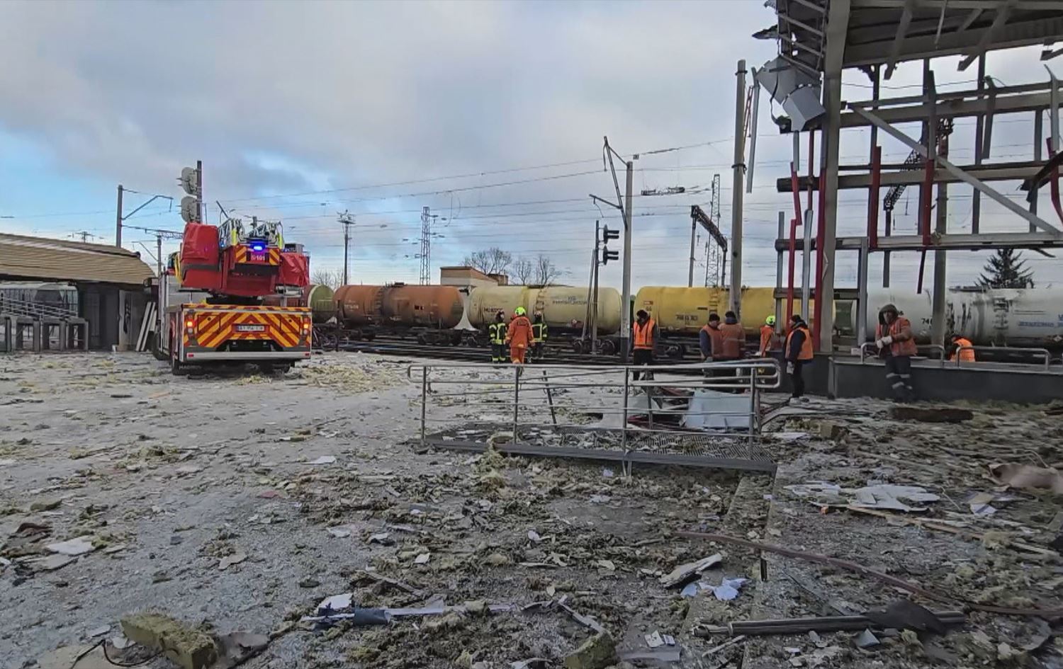 TAYBET - Li Kîevê şeveke dojehî: Asman bi 653 dron û 51 mûşekan ronî bû