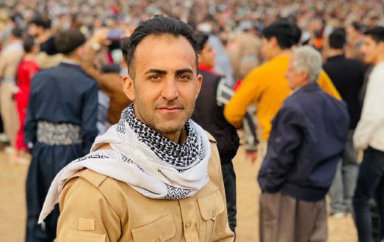 لە بۆکان مامۆستایەکی زمانی کوردی دەستبەرسەرکرا