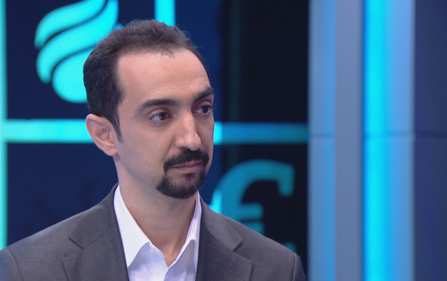 محەممەد ئەمین، پسپۆڕی بازاڕە داراییەکان