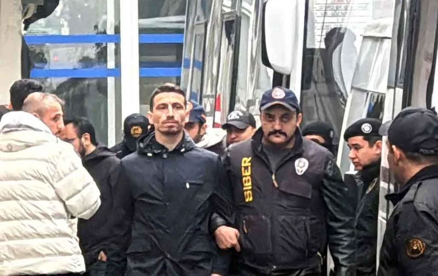 Fenerbahçeli futbolcu Mert Hakan Yandaş, ifadesinde yasa dışı bahis sitelerinde futbol maçlarına kupon yapmadığını savundu 