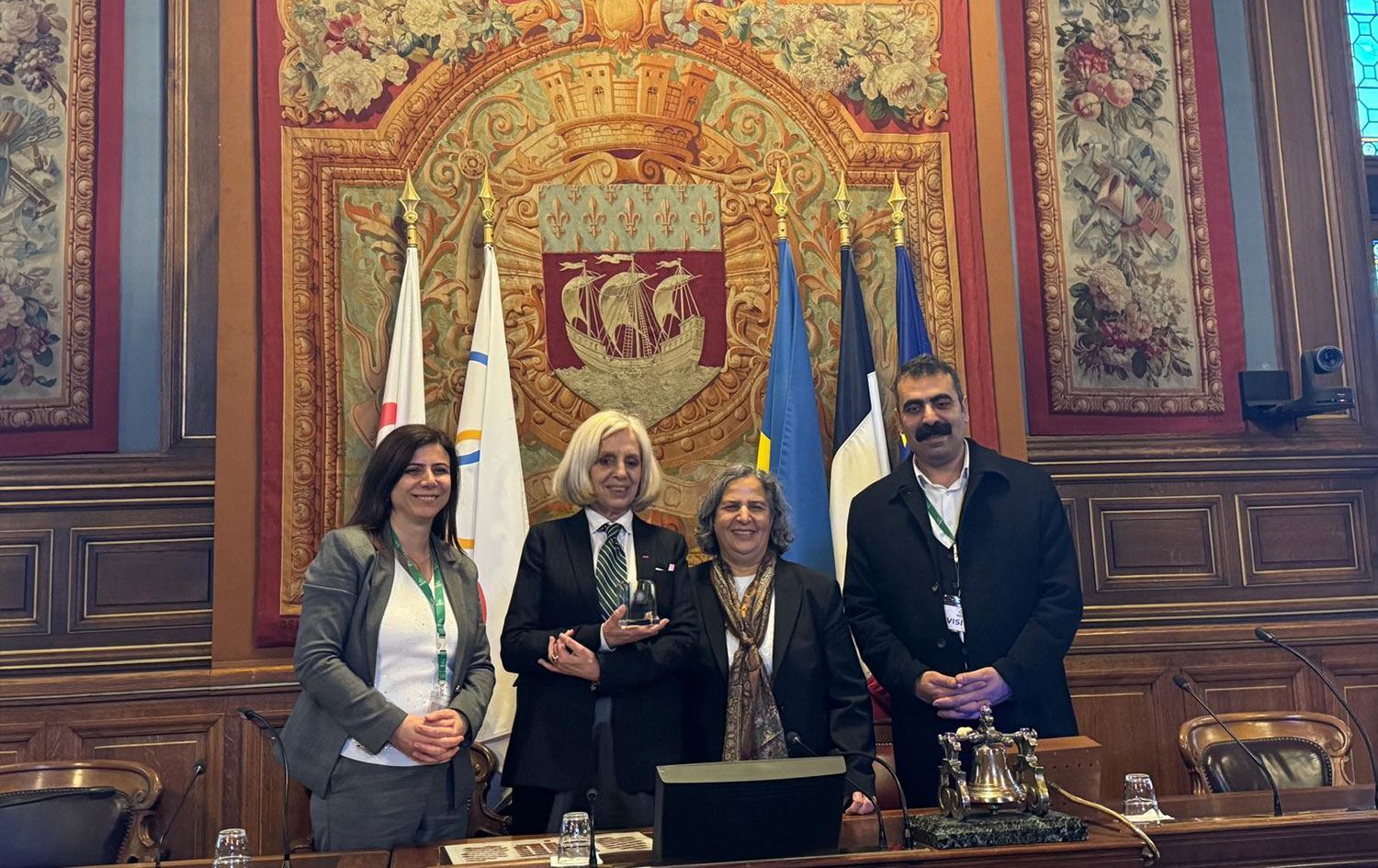 Şandeya Şaredariya Amedê û Endama Komîsyona Pêwendiyên Derve ya Şaredariya Parîsê / Wêne: Şaredariya Amedê