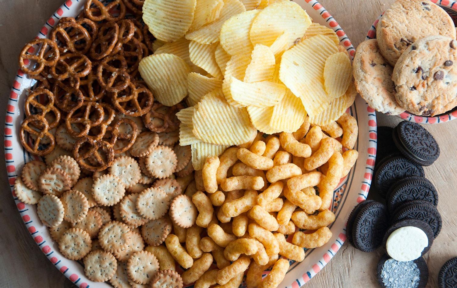 هەندێک لەو خۆراکانەی چەورییەکەیان تێدایە.