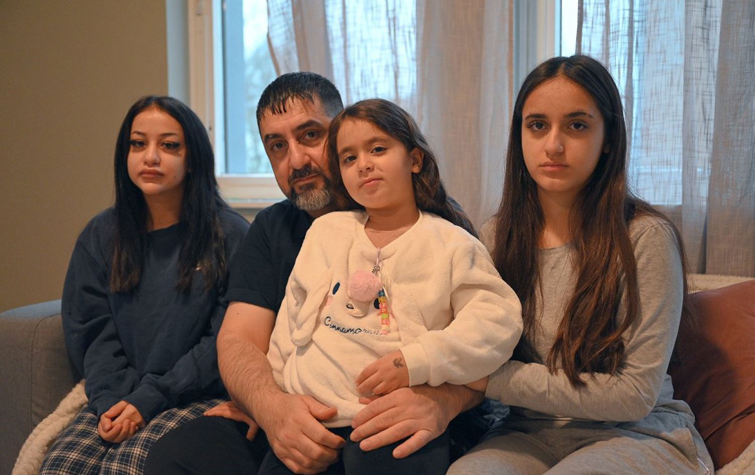 Arî Omer Mihemed û zarokên xwe /Wêne: Rûdaw