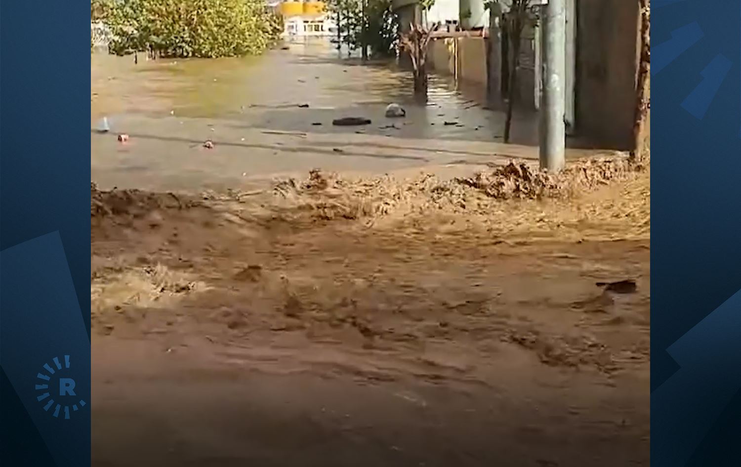 لافاو لە قەرەهەنجیر زیانی بە 10 گوند گەیاندووە؛ پردێک مەترسیی رووخانی لەسەرە